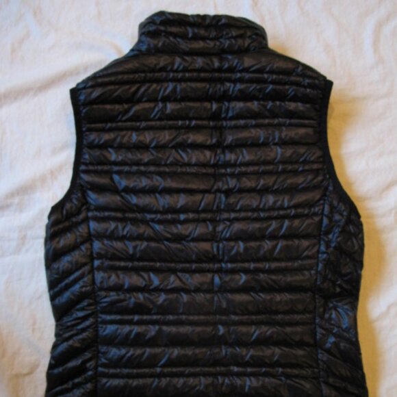 Patagonia Ultralight Down Vest womens small black - Picture 3 of 5
